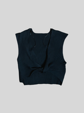 Load image into Gallery viewer, Daphne Top

